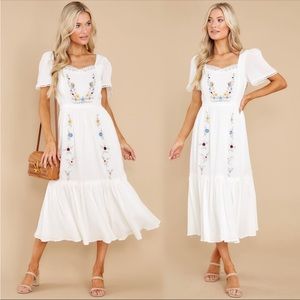 Red dress boutique wildflower rendezvous white midi dress!